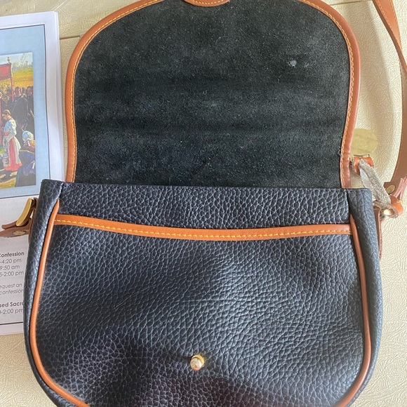 Vintage Dooney and Bourke Handbag - Picture 2 of 7